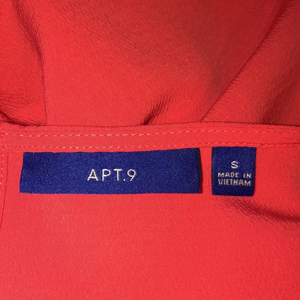 Pink blouse - Picture 3 of 3